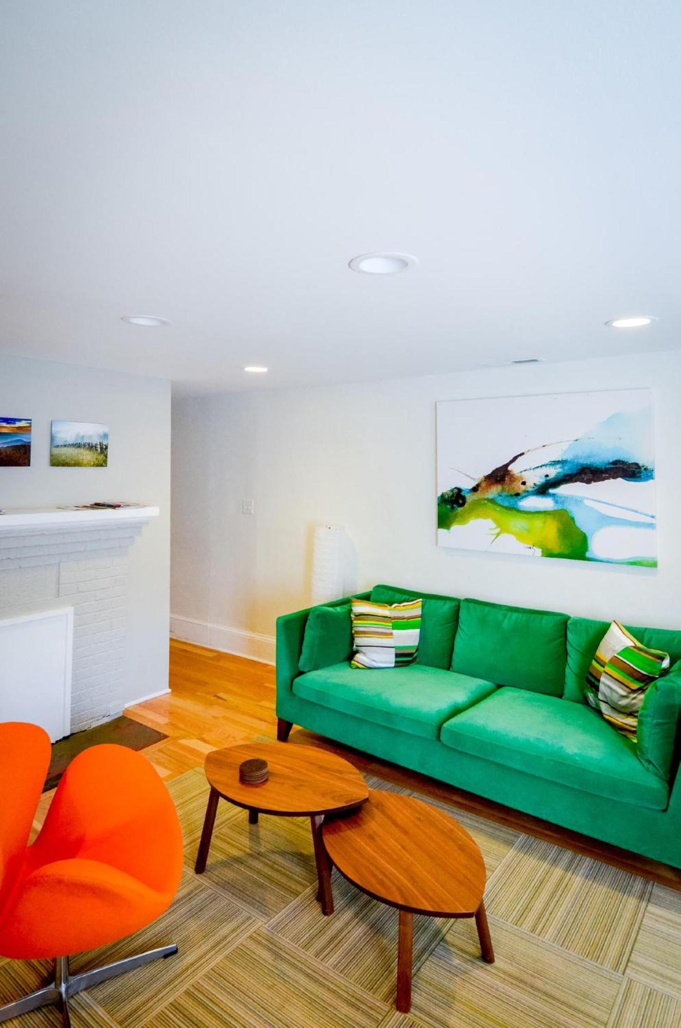 Dog-friendly Downton Annie #4 Apartment *